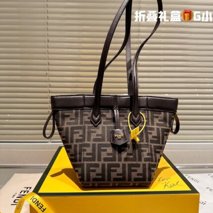 FENDI Origami Shopping bag size:14*20cm
