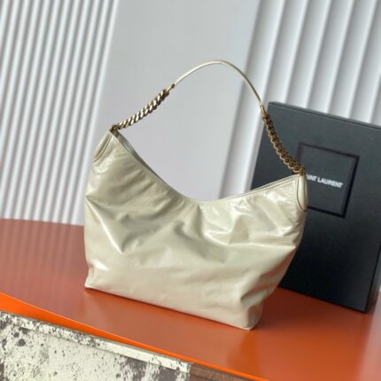 Saint Laurent Le 5 à 7 Supple Shoulder Bag in Cream