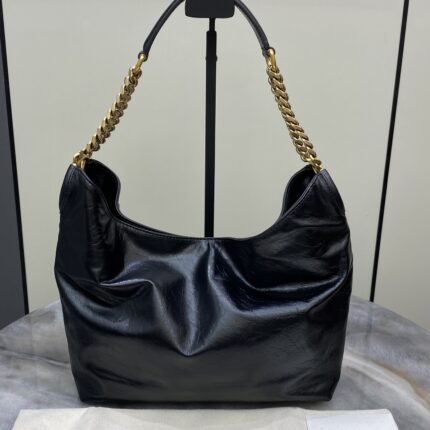 Saint Laurent Le 5 à 7 Supple Large Hobo Bag in Crinkled Leather (Black)