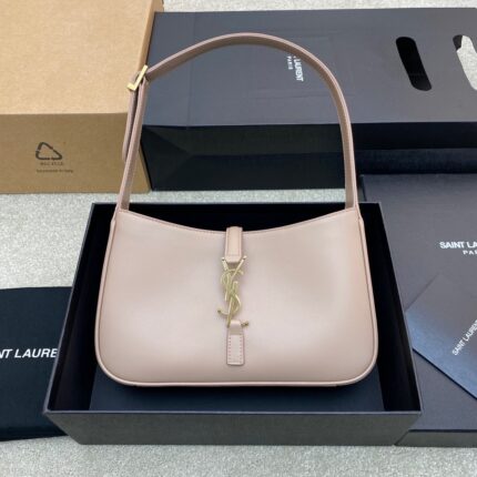 Saint Laurent Le 5 à 7 Hobo Bag in Smooth Calfskin (Nude Pink)