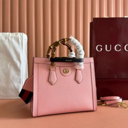 Gucci Diana Mini Tote Bag in Pink Leather