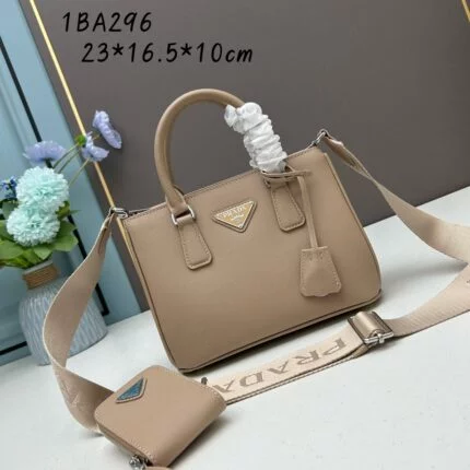 Prada three-in-one shoulderbag size: 23x16.5 x10cm