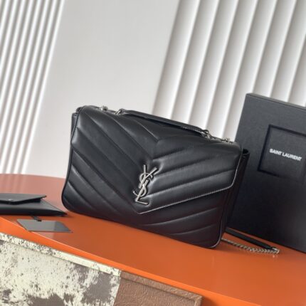 Saint Laurent Loulou Medium