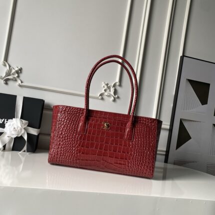 Chanel Burgundy Crocodile-Embossed Leather Large Tote Bag (Gold Logo)